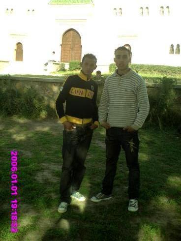 ana o3chiri oussama M.G.Phh